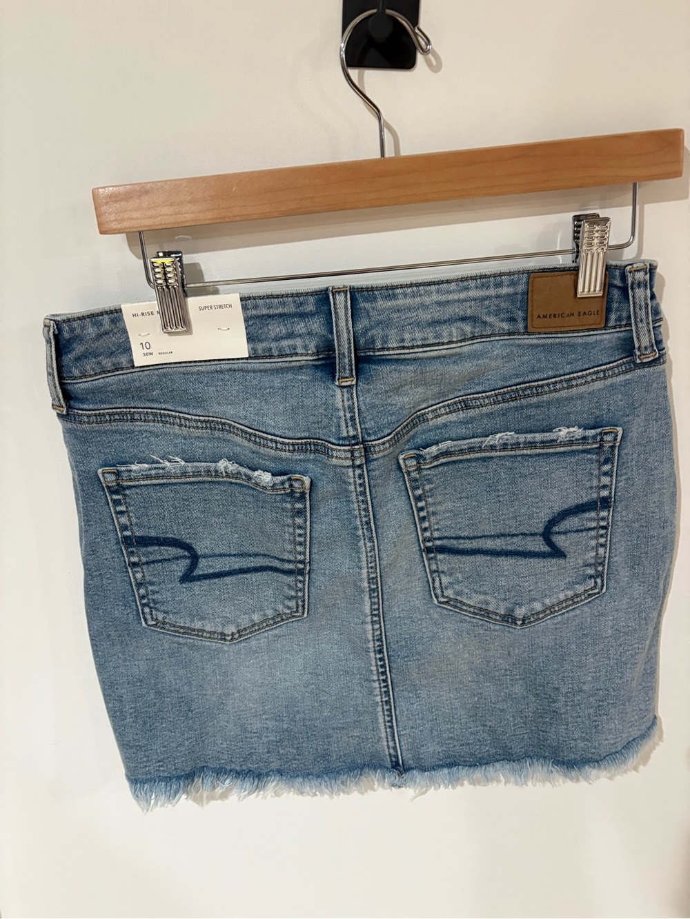 American Eagle Outfitters Light Blue Distressed Denim Mini Skirt - Picture 3 of 3